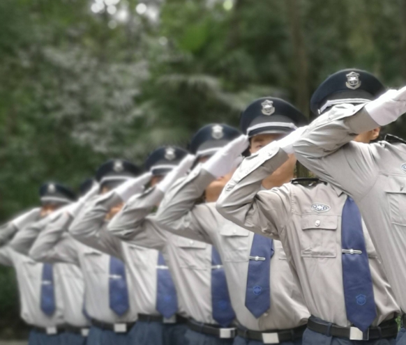 銀行安保體系通常涵蓋物理防護、人員管理、技術防控、應急處置