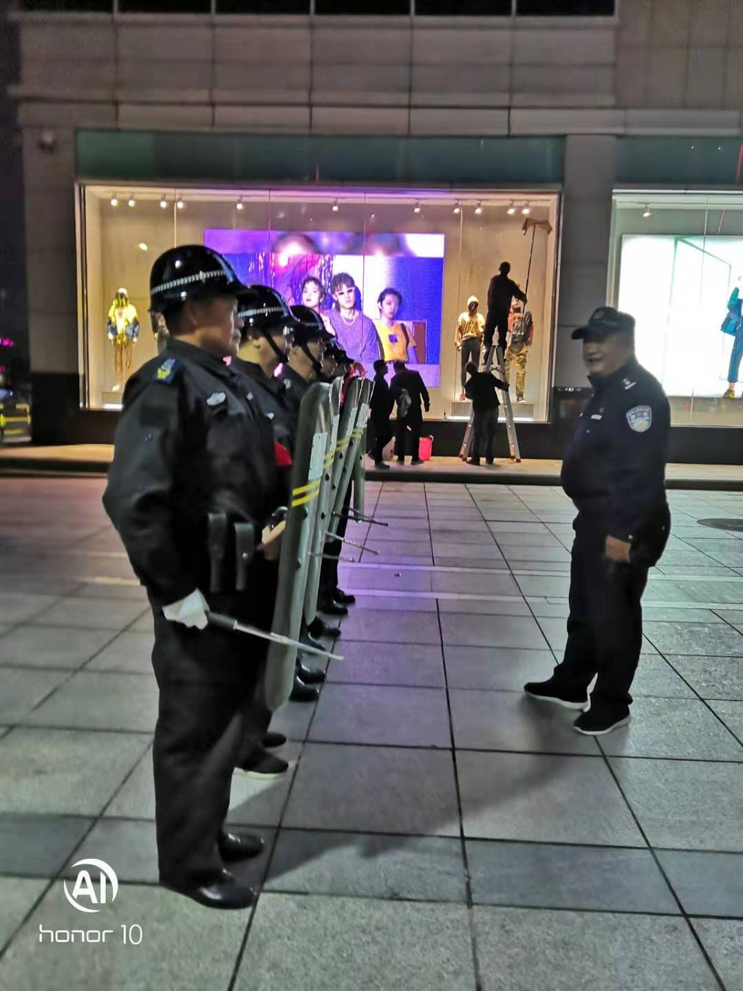 大家知道保安員是什么嗎？下面跟著襄陽戎安的介紹一起了解下吧！